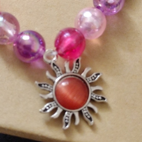 Artemis's Gems custom-made beaded bracelet with metal sun charm and owls rainbow - Picture 3 of 4